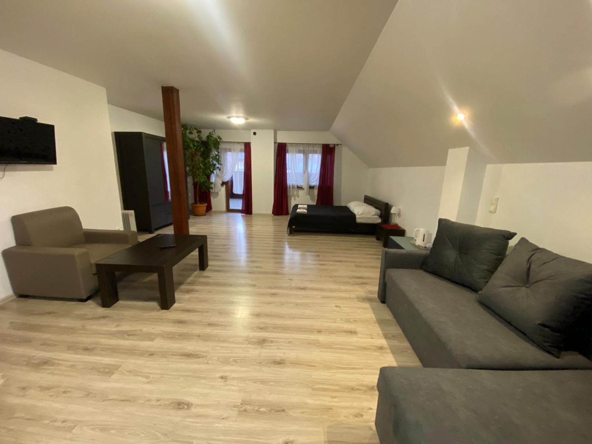 Ceglany Dworek Chojnow Bagian luar foto